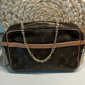 LOUIS VUITTON Mono Compiegne 23 Crossbody With Chain Strap